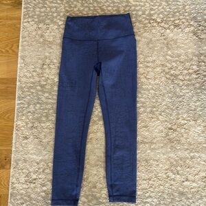 LULULEMON tight. Size 6.